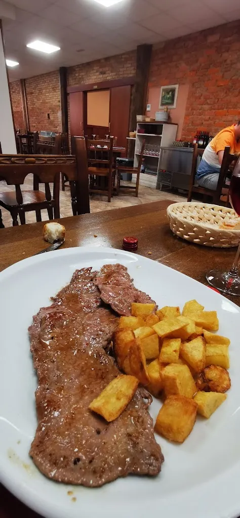 Menu_Restaurante El Burgalés_Aguilar de Segarra_image_7