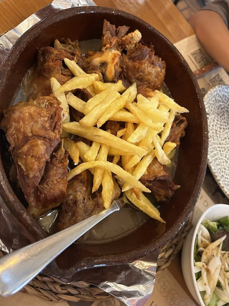 Restaurante Mesón Añejo_Aguilar de Segarra_slider_image_3