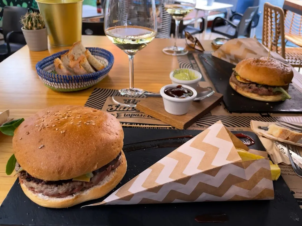 Menu_Tapas Bar El Perro de San Roque_Aguilar de Segarra_image_9