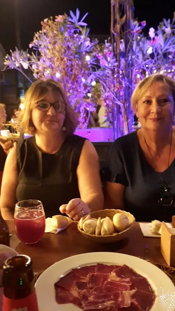 Restaurante El Figón - La Gran Familia_Villafranca de los Barros_slider_image_2