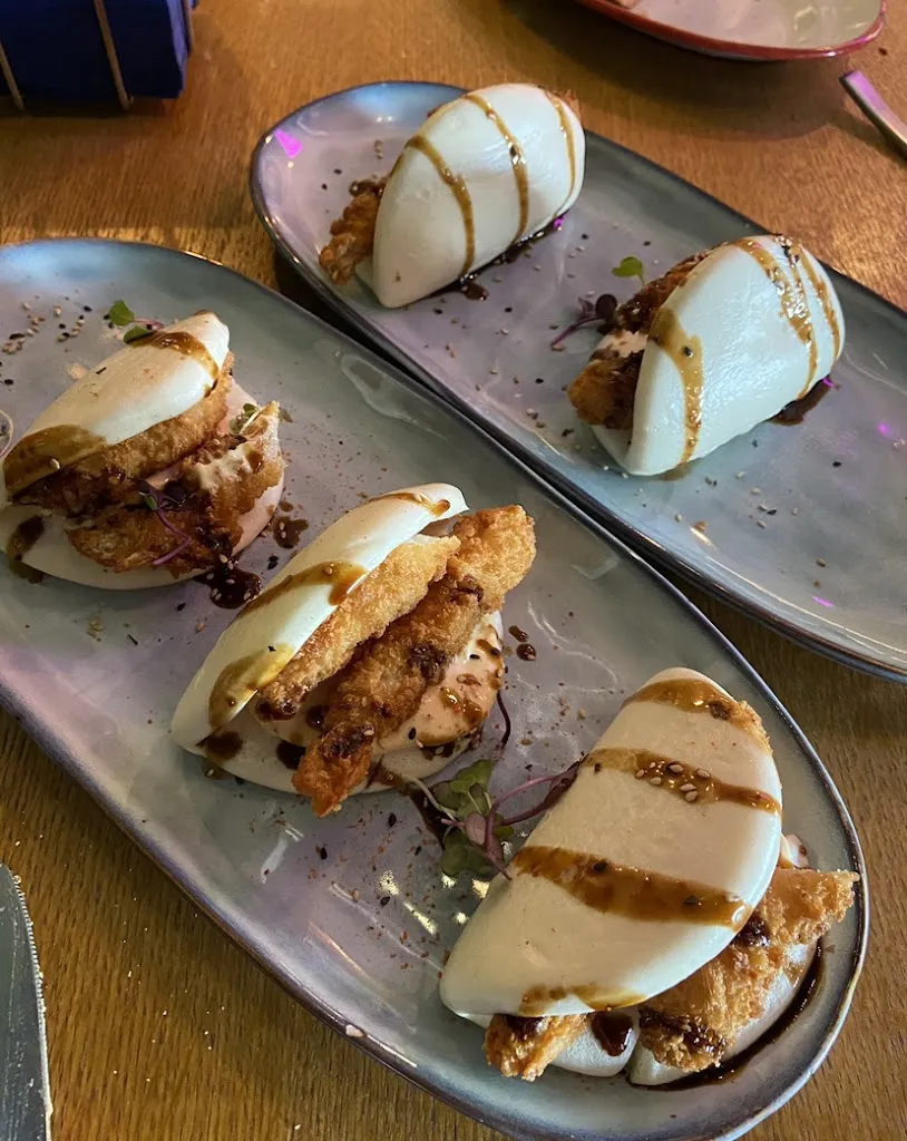 SILVIA MARTIN PERUCHA_Distrito 13_Melide_review