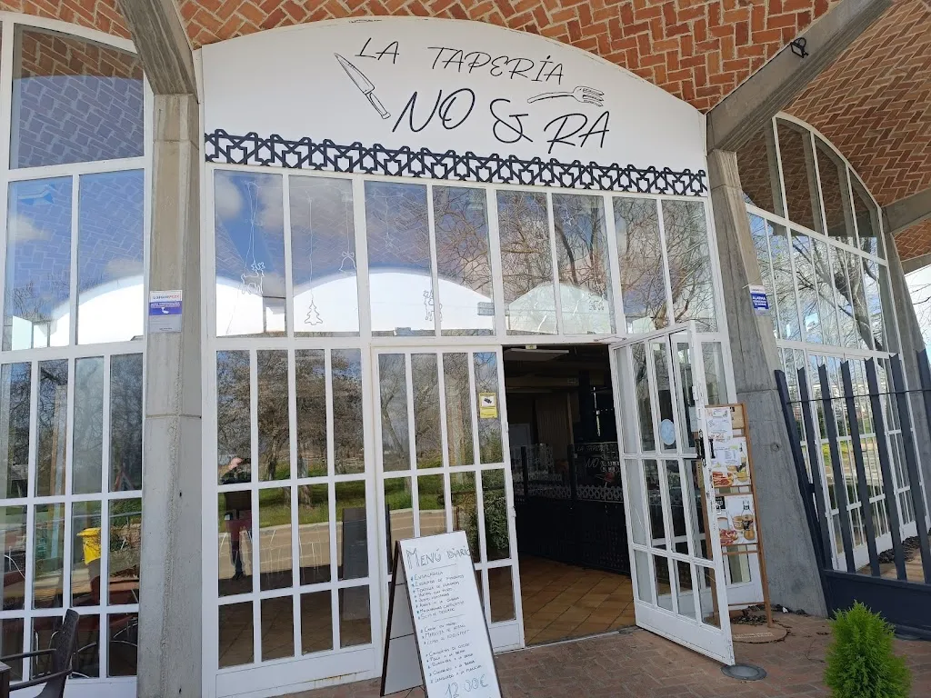 Restaurante La Taperia NO&RA_Villafranca de los Barros_slider_image_1
