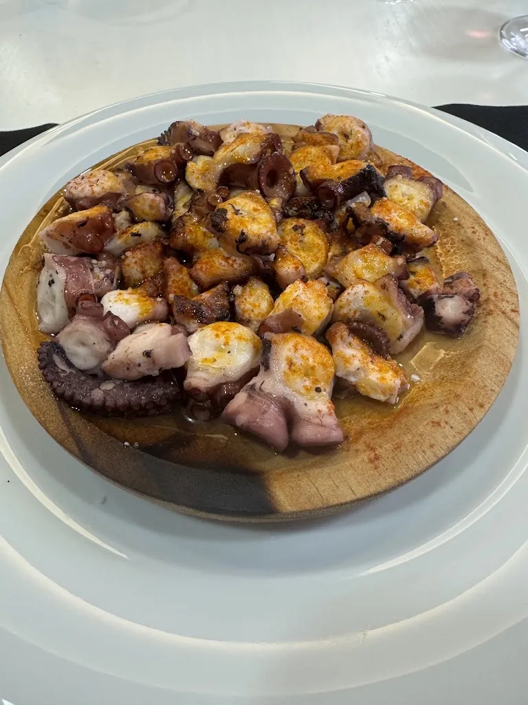 Stuart Hayles_O Recuncho do Convento_Melide_review