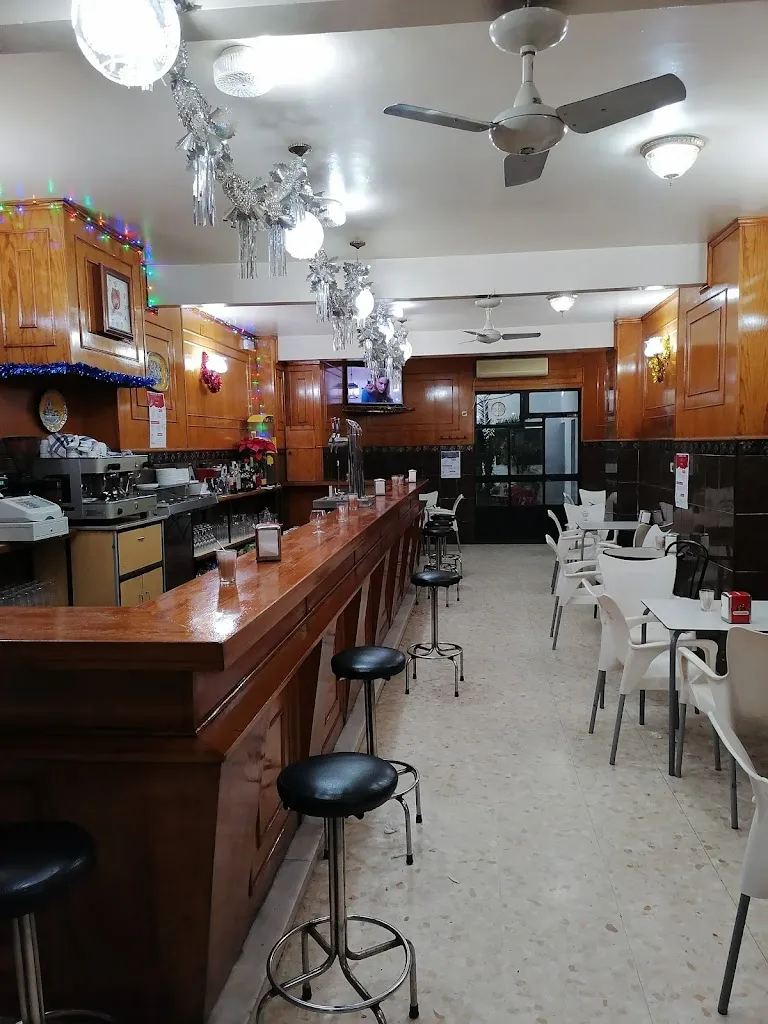 Bar Everest restaurant in Villafranca de los Barros