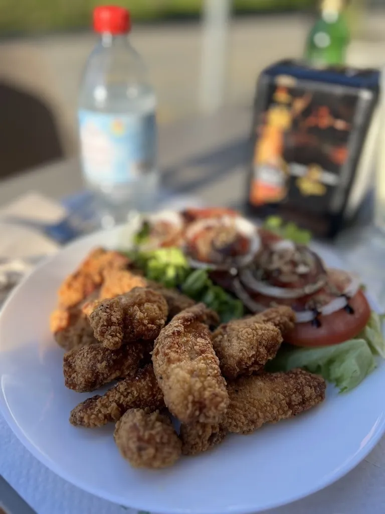 Linda Lim_Bocados 24 horas_Melide_recensione