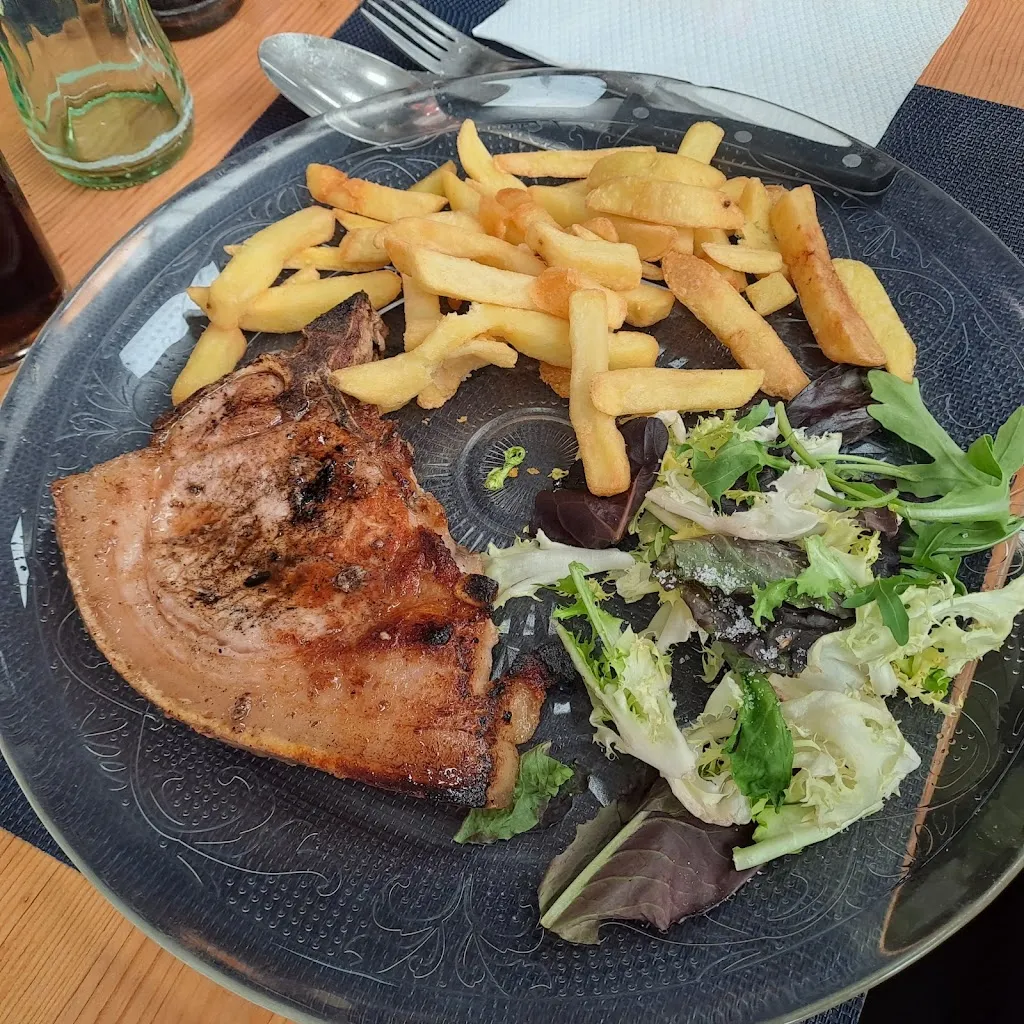 Casa Gallega_Abrera_slider_image_3