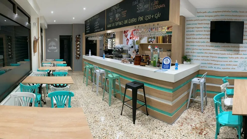 Jacarandá café raciones ristorante a Melide