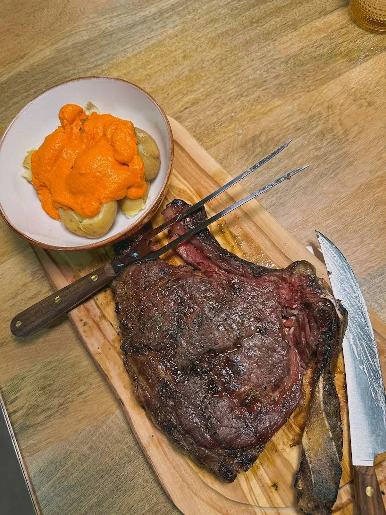 Hedonista Restaurante_Abrera_slider_image_3