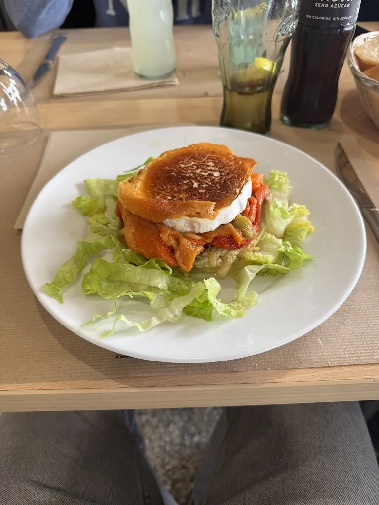 David V_Restaurante 2002_Abrera_review