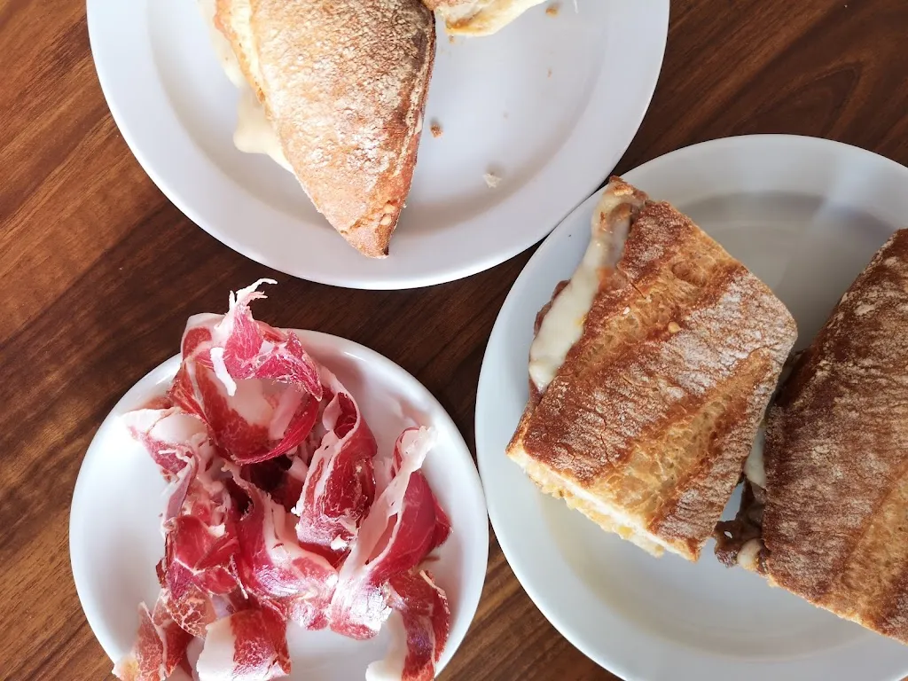 KWC_L'Estació Cafeteria Taperia_Abrera_review