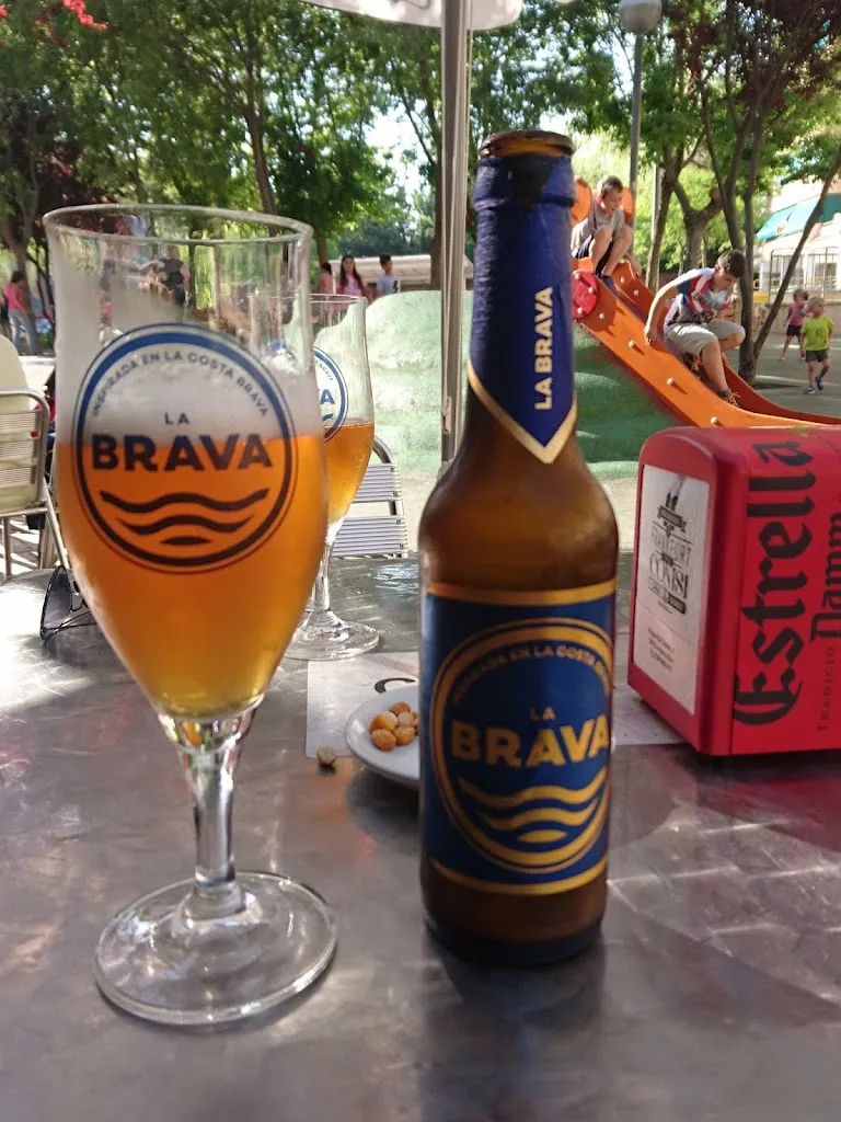 Tony Lopez_Frankfurt Conisi_Abrera_review