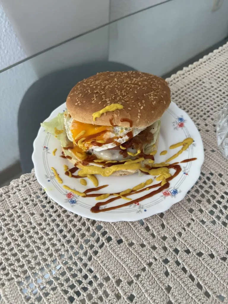 Bar Restaurant La Esquinita_Abrera_slider_image_3