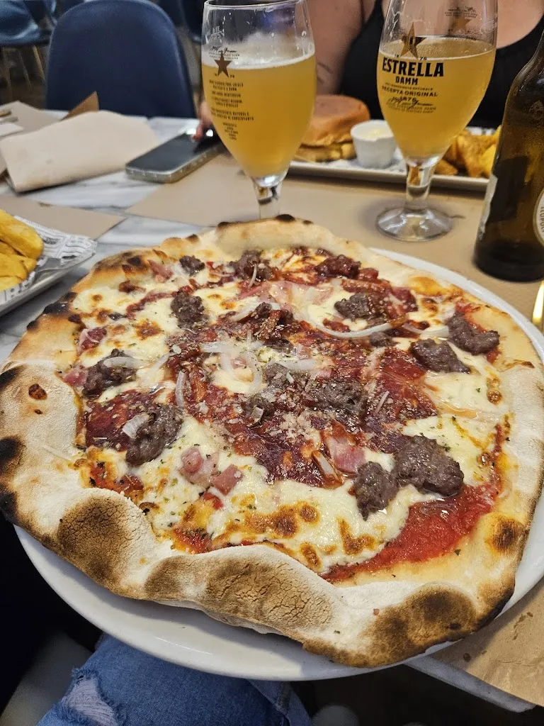 Juan Carlos Diaz Fernandez_Pizzeria Rebato_Abrera_review