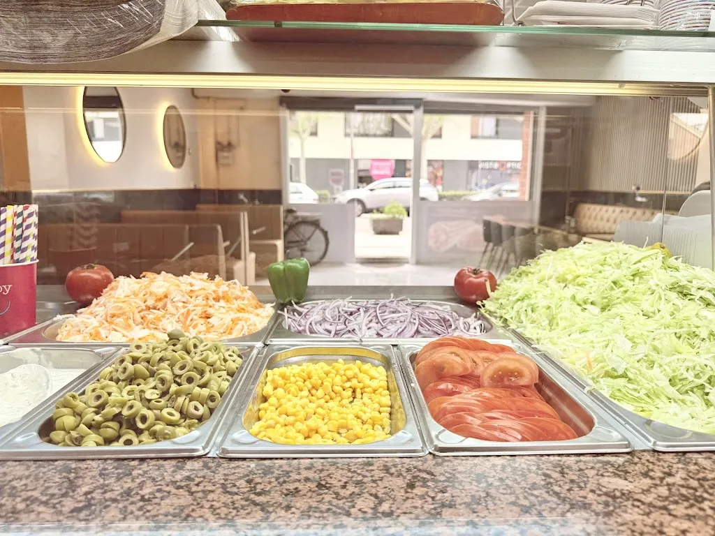 REAL KEBAB & PIZZERIA _Abrera_slider_image_3