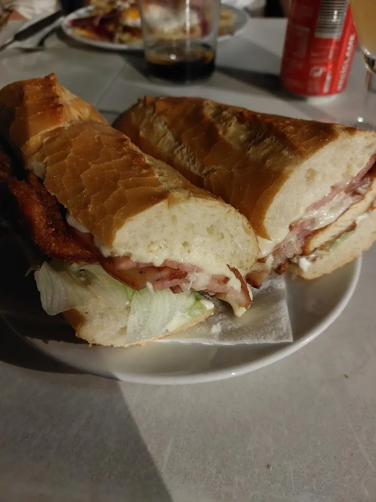 Joel G.H_Bar Abby_Abrera_recensione