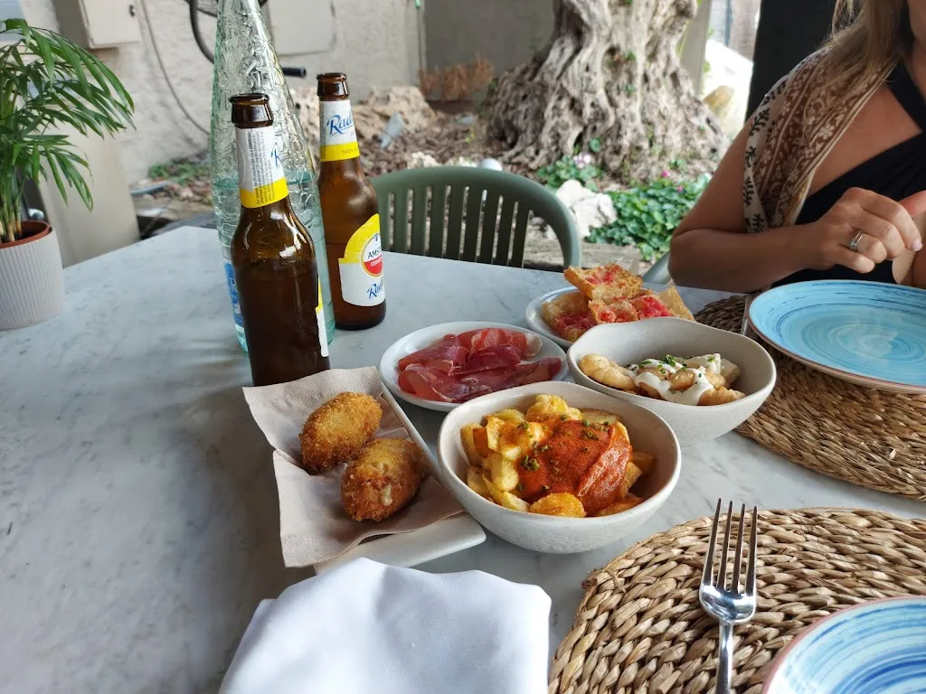 Menu_La Barca Restaurant_Abrera_image_9