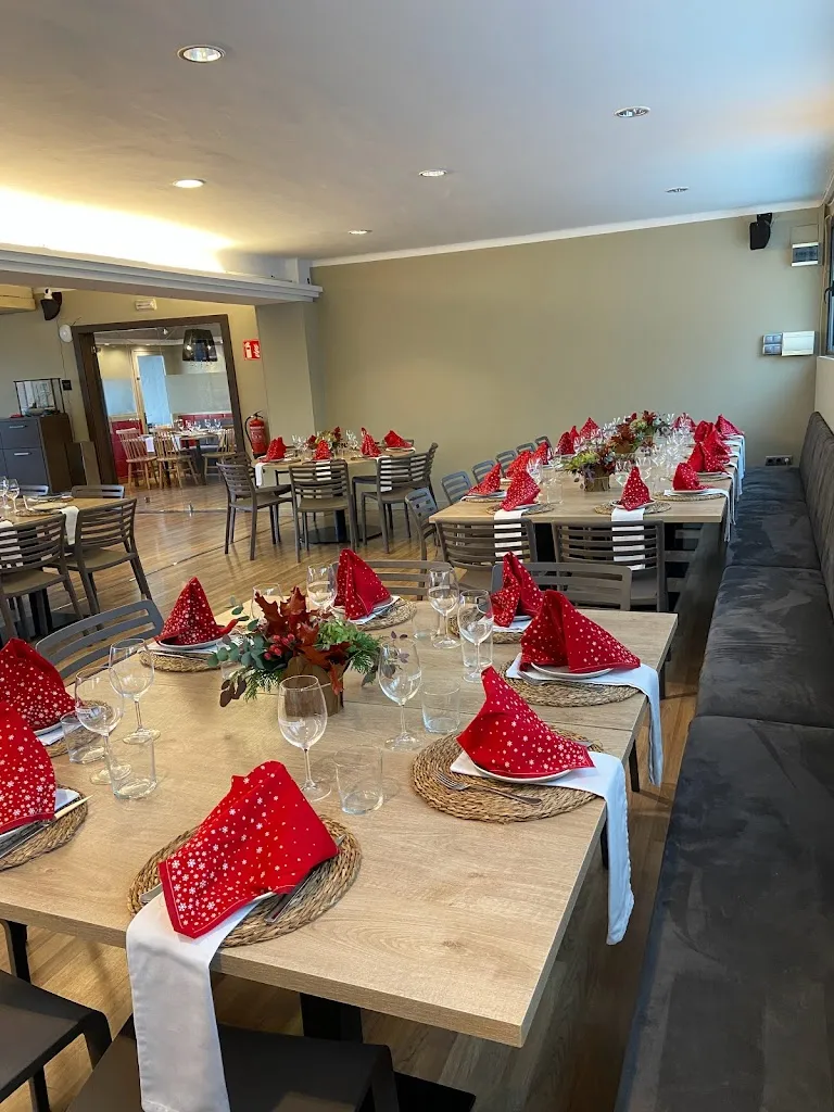 La Barca Restaurant_Abrera_slider_image_1