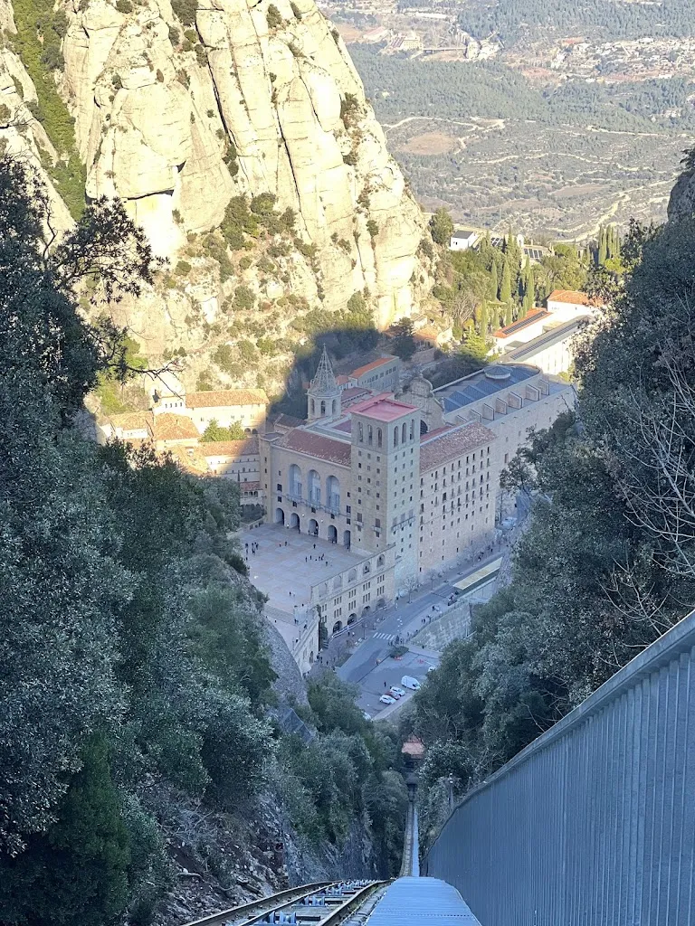 Povilas Rutkauskas_Montserrat Centre_Abrera_recensione