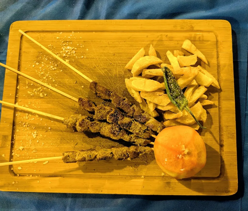 Doree Lecaros_Los Mundos de Sancho_Zafra_review