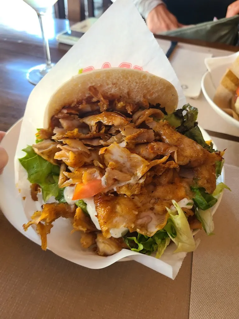 lo ma_Brooklyn Grillburger And Kebab_Melide_review