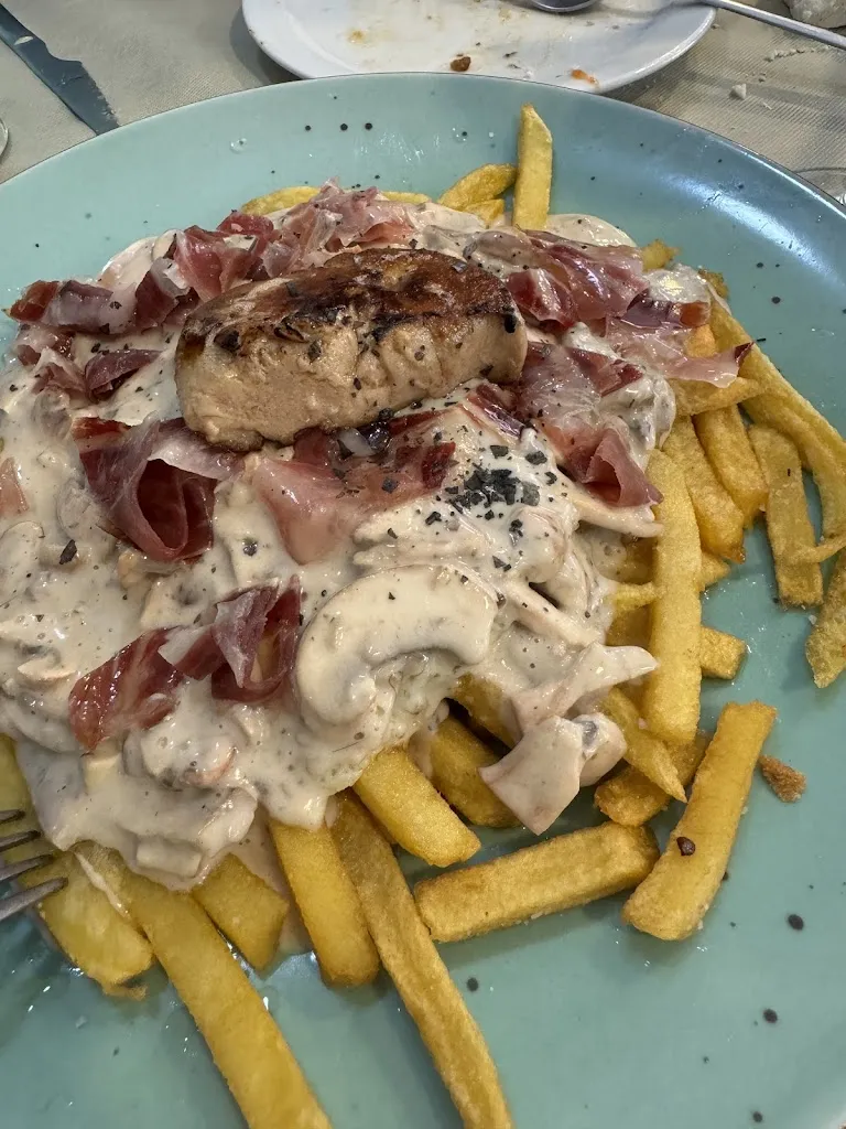 Maria Luisa Hernandez Valiente_Taperia Restaurante Florida_Zafra_review