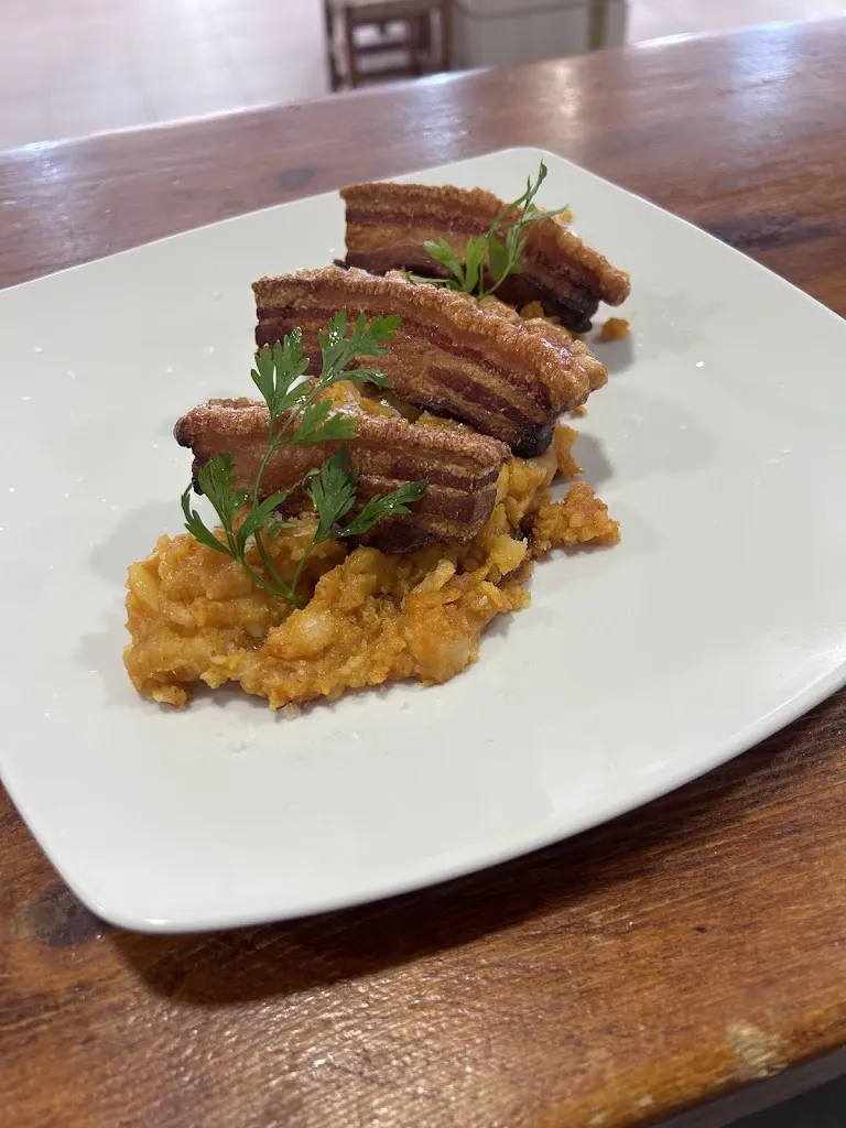 Vuelta y Vuelta Restaurante_Zafra_slider_image_3