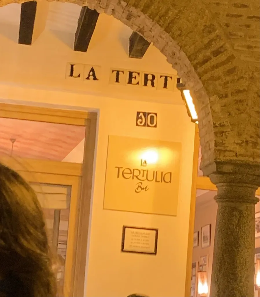 LA TERTULIA BAR 