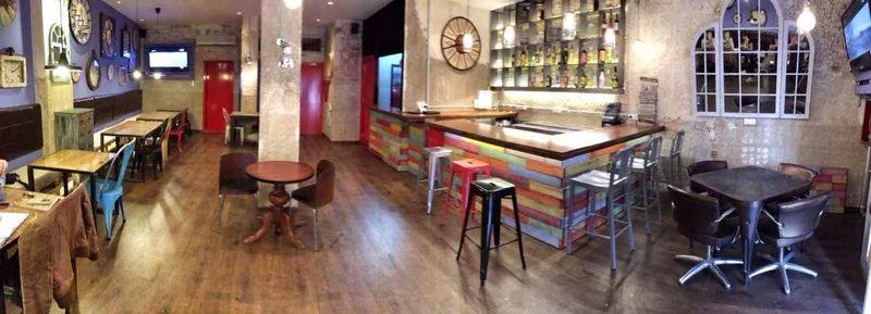 Restaurant Café Vintage Burger & Brasa_Arenys de Mar_slider_image_1