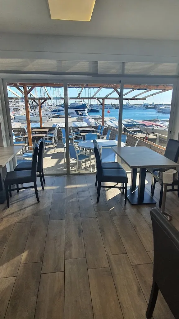 Qixote Yves_Banys Lluís_Arenys de Mar_review