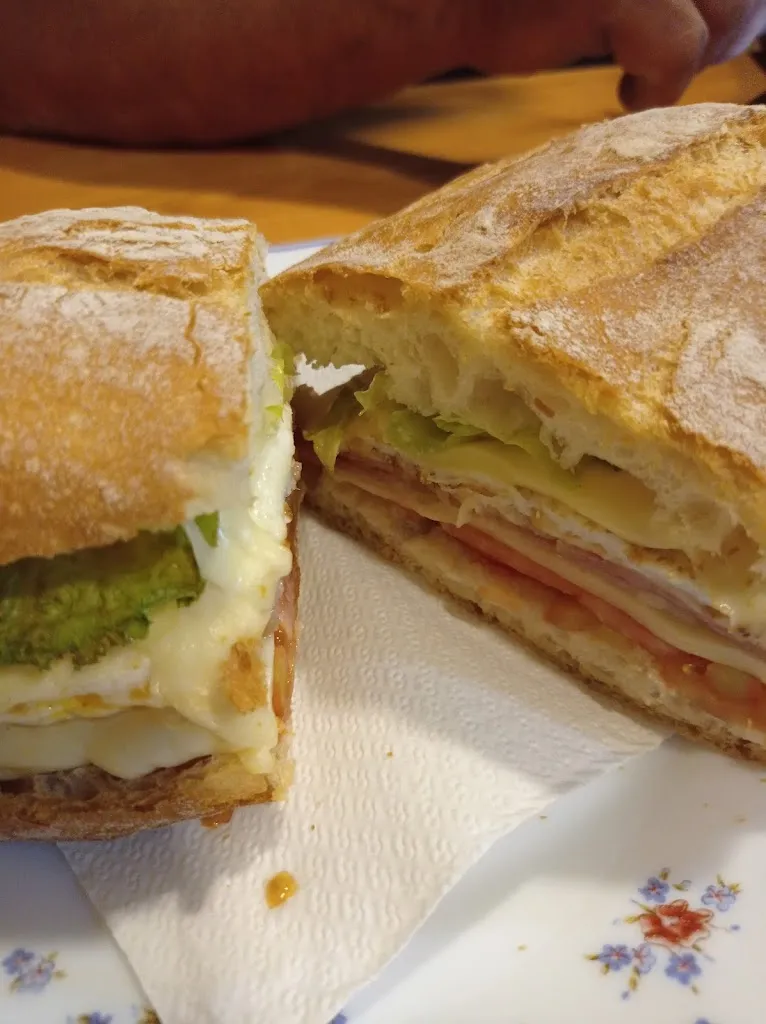 Menu_Pizzería Atenas_Melide_image_9