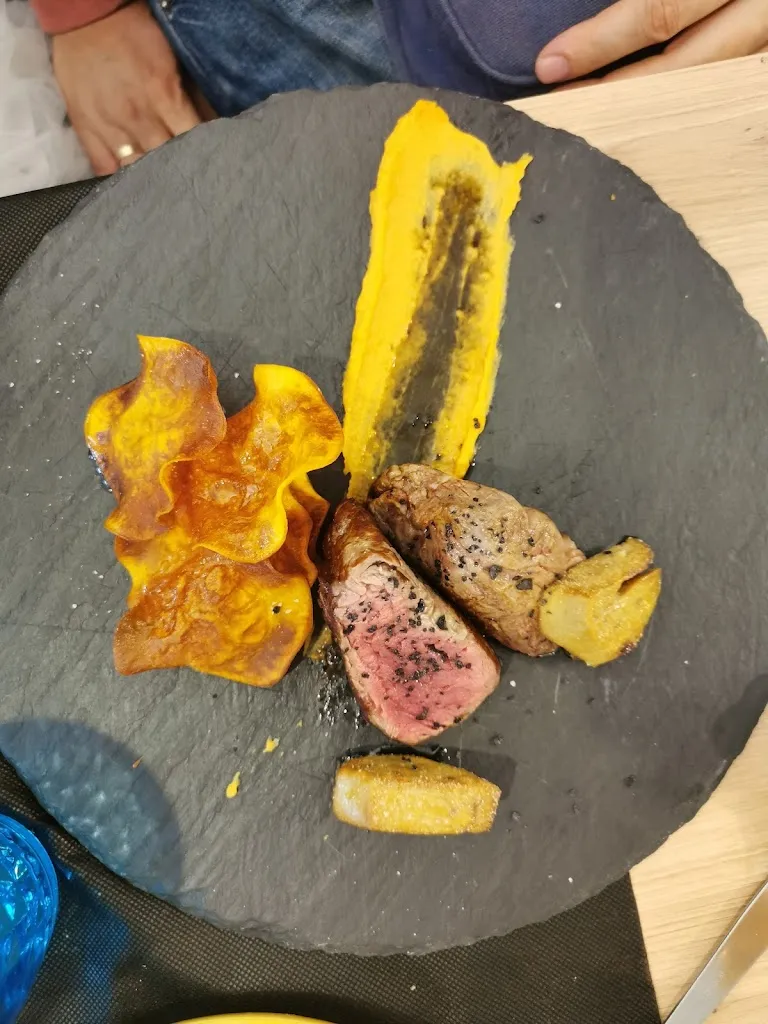 Diana Akchurina_Delirio Gastrobar_Arenys de Mar_review