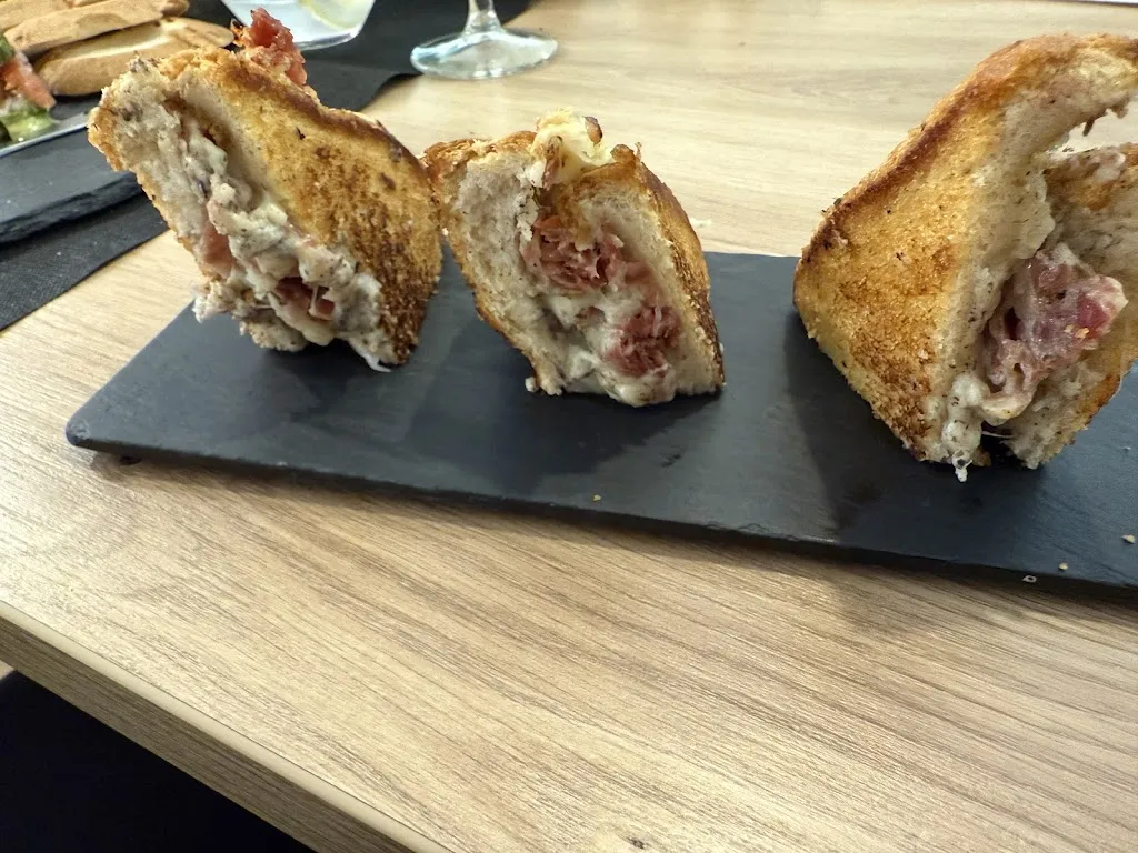 Harry Marshall_Delirio Gastrobar_Arenys de Mar_review