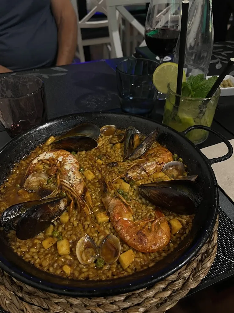 Lena Bingenheimer_Avinyó 10 I Restaurante tapas y arroces_Avinyó_review