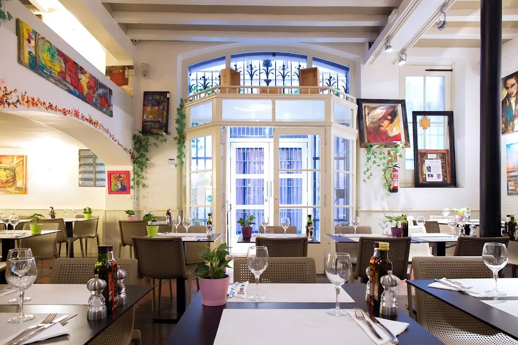 Avinyó 10 I Restaurante tapas y arroces restaurant in Avinyó