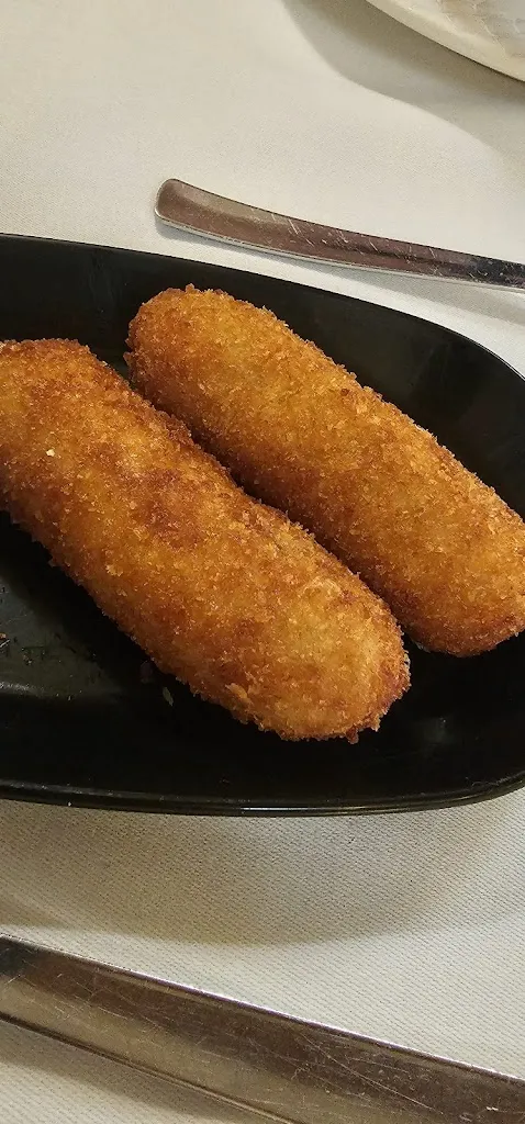 Jennifer Atset_Masia L'Abadal Esdeveniments_Avinyó_review