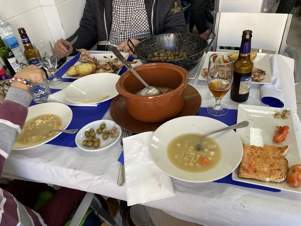 Lea Baduria_Calsoteca_Avinyonet del Penedès_review