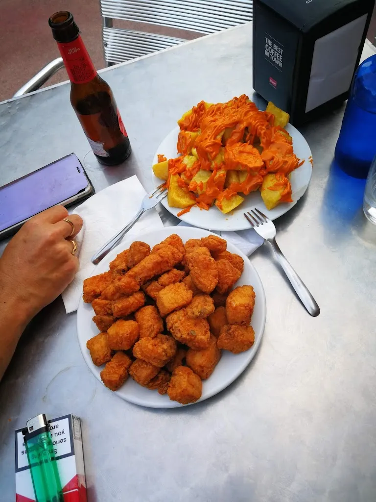 Bar Bodegon 1 restaurant in Badia del Vallès
