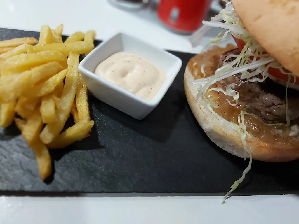 Menu_Bar La Zona_Badia del Vallès_image_3