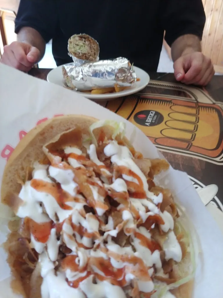 Nico Monsone_ROYAL TURKO DÖNER KEBAB_Melide_review