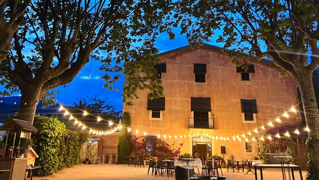 Masia Can Cabús restaurant in Alella