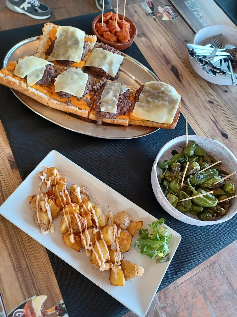 Bar Restaurant Pala-Dar de Can Teixidó_Alella_slider_image_1