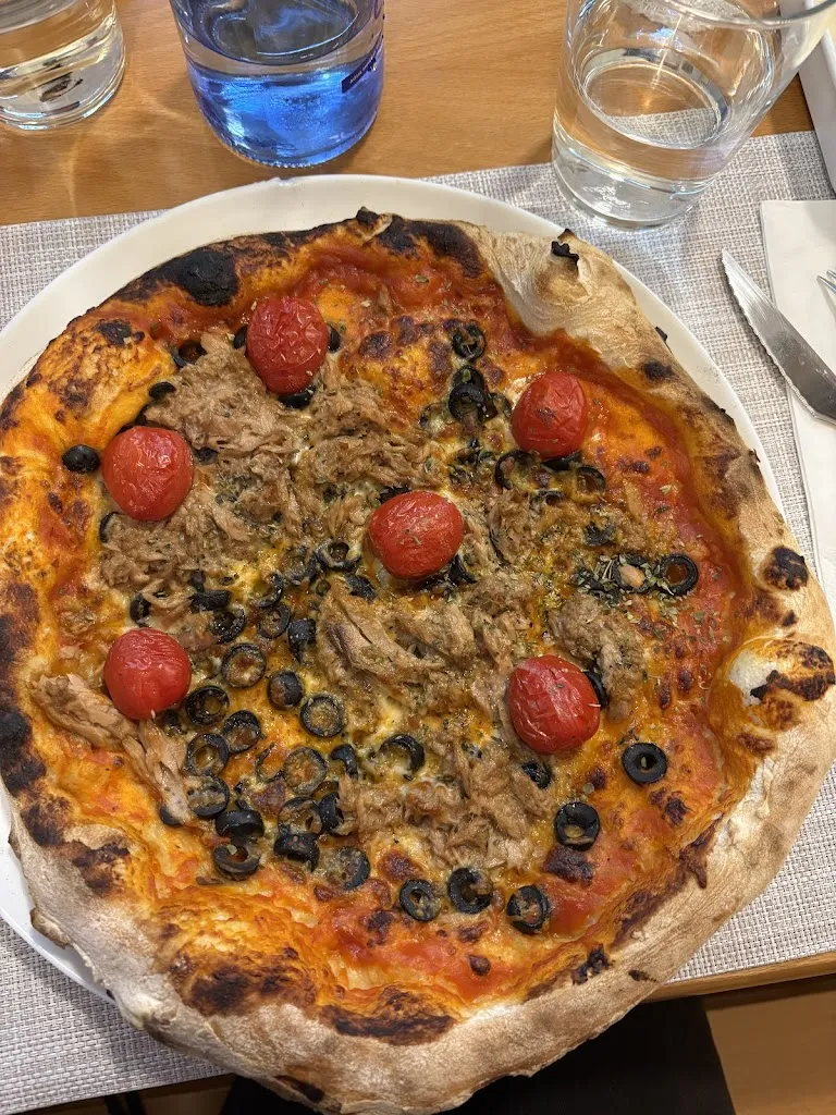 Restaurante - Pizzeria O Piorno_Melide_slider_image_3