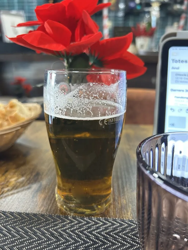 Lluis Y.G_Ca La Nena_Alella_review