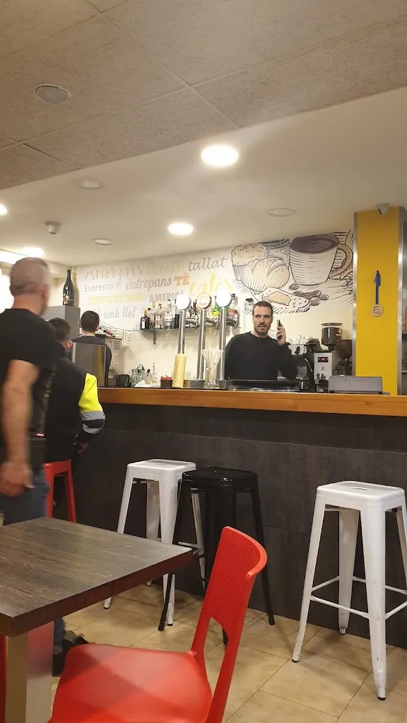 HarryB_Frankfurt Parera_Alella_review