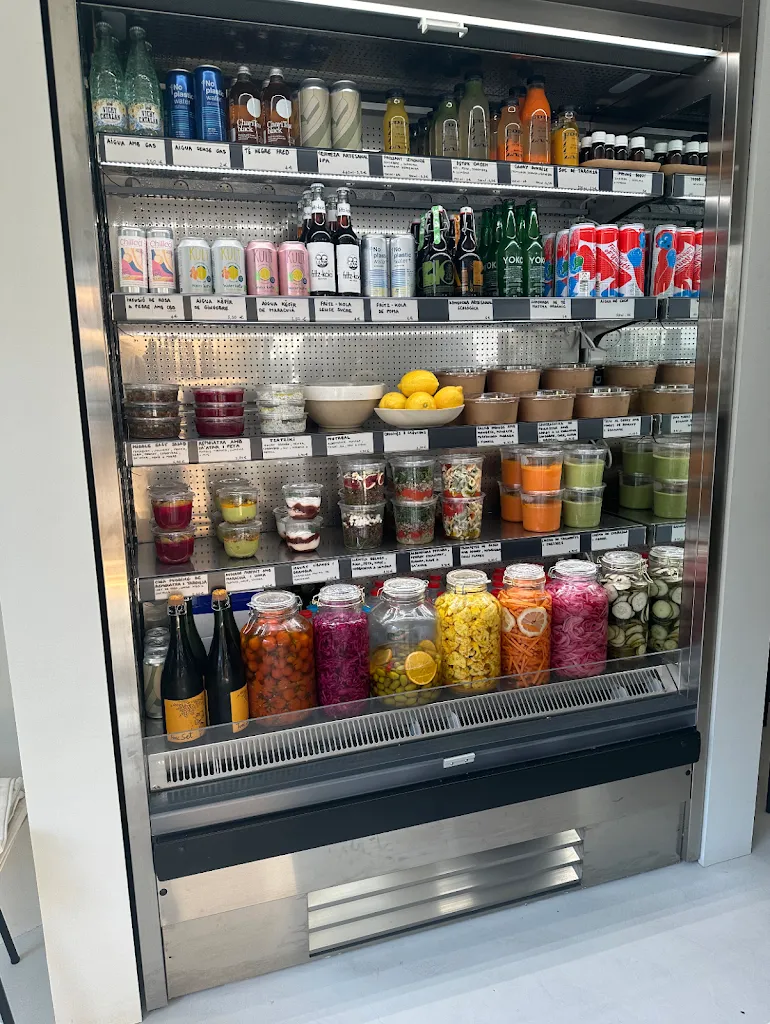 Health Bar Frizzant Alella restaurant in Alella