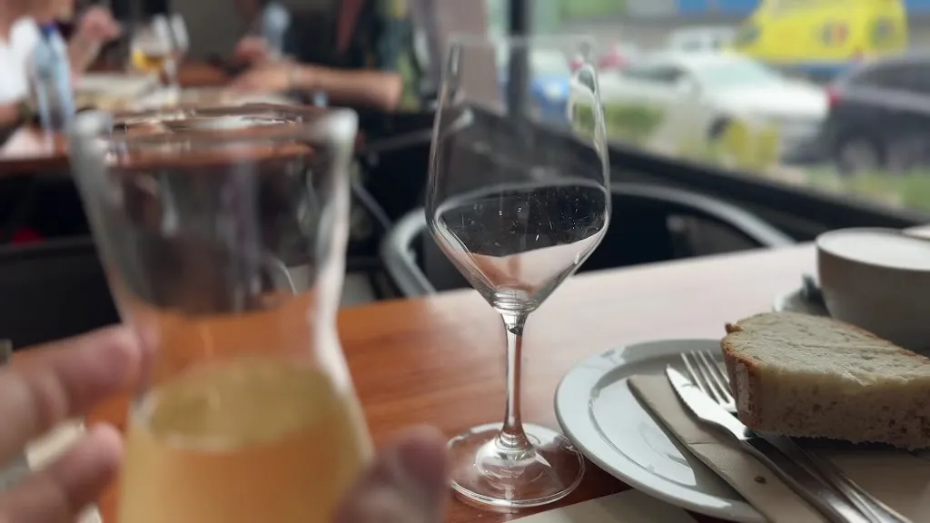 Jocelyn Viernes_Hotel Restaurante Carlos 96_Melide_review