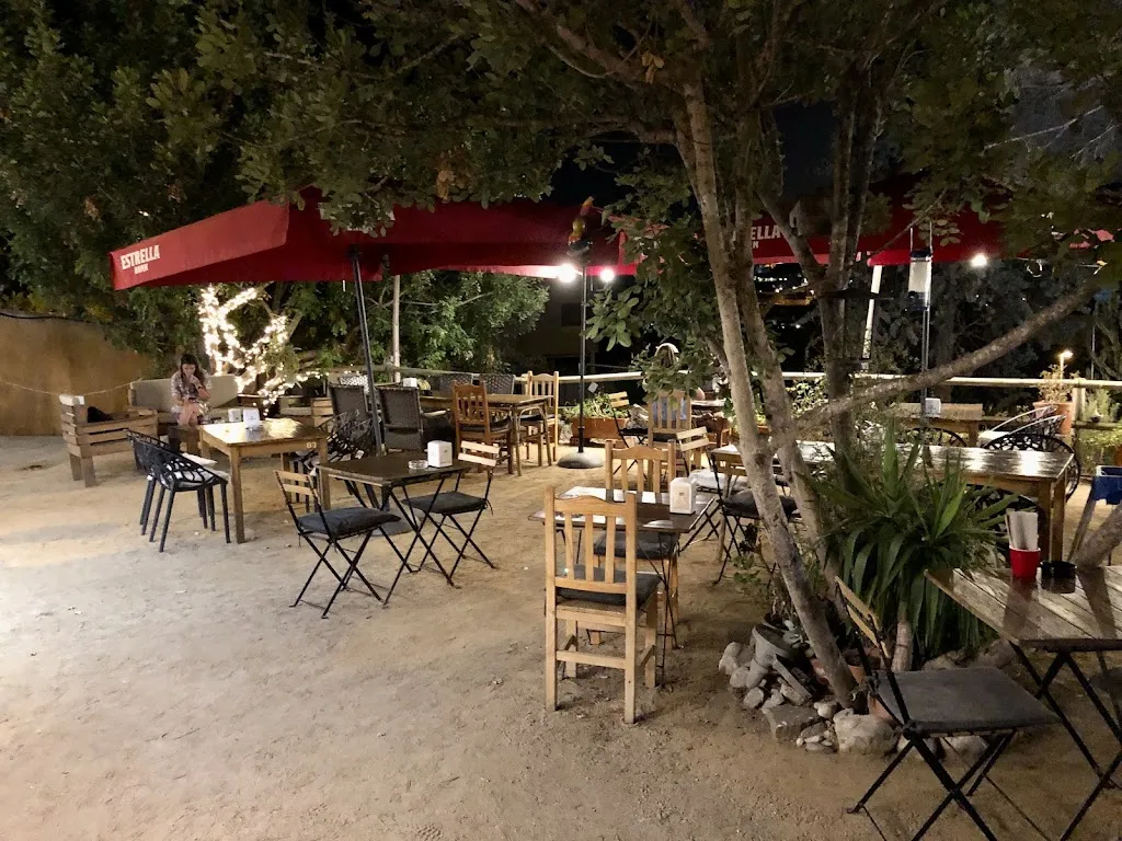 La Barraca els Garrofers restaurant in Alella