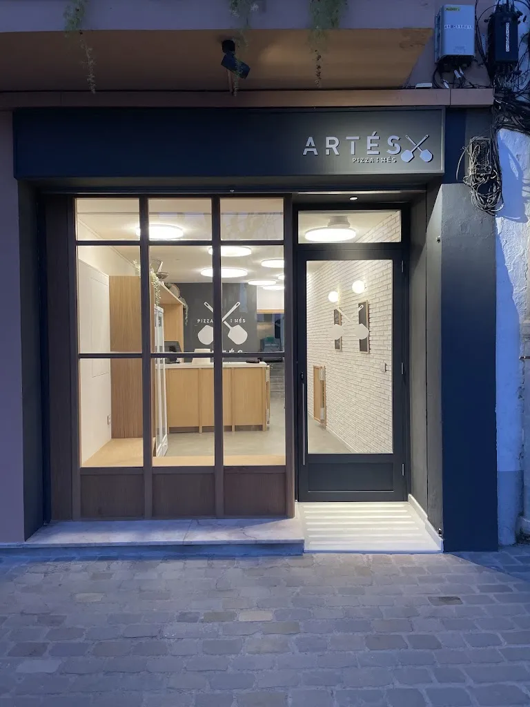 Artés Pizza_Alella_slider_image_1