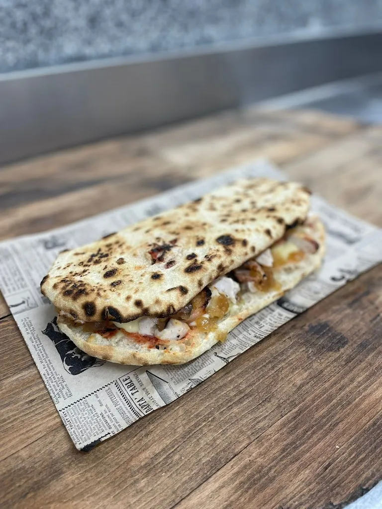 Artés Pizza_Alella_slider_image_2