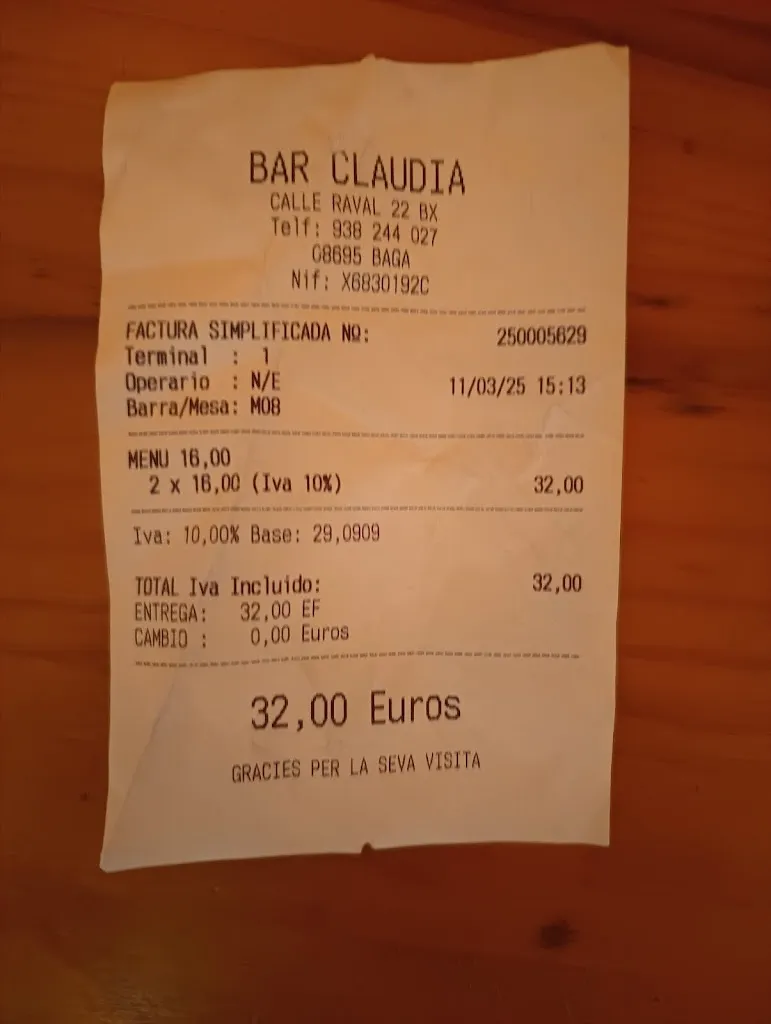 Damla_Bar Restaurant Claudia_Bagà_review